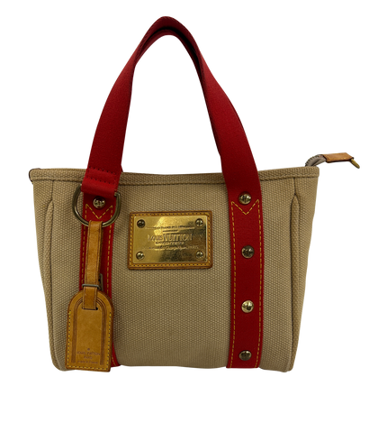 Tote, vista frontal
